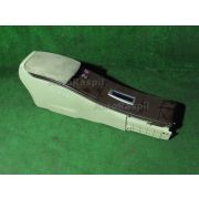 Бардачок между сиденьями Nissan TEANA J32 VQ25DE