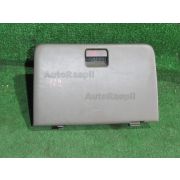 Бардачок Mitsubishi DION CR6W 4G94