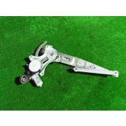 Стеклоподъемник Toyota RACTIS NCP100 1NZFE