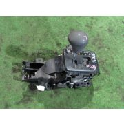 Селектор АКПП Toyota AVENSIS AZT250 1AZFSE
