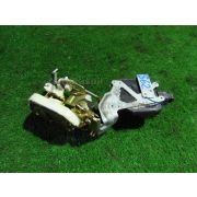 Замок двери Mitsubishi AIRTREK CU2W 4G63T