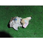 Замок двери Nissan CUBE AZ10 CGA3DE