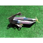 Кронштейн капота Nissan CUBE AZ10 CGA3DE