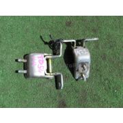 Петли на дверь Suzuki ESCUDO TD54W J20A