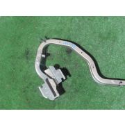 Крепление багажника Nissan TIIDA LATIO SC11 HR15DE