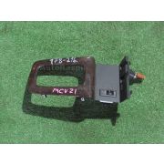 Консоль Toyota MARK II QUALIS MCV21 2MZFE