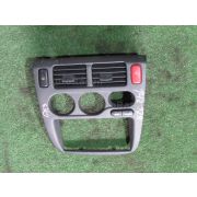 Консоль магнитофона Honda HR-V GH3 D16A