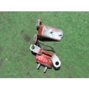 Петли на дверь Toyota BB NCP30 2NZFE