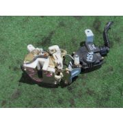 Замок двери Mitsubishi PAJERO IO H77W 4G94