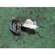 Замок двери Nissan BASSARA JTU30 QR25DE