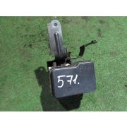 Блок ABS Toyota WISH ZNE10G 1ZZFE