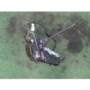 Замок двери Toyota MARK II GX100 1GFE