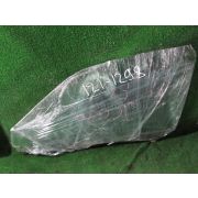 Стекло двери Toyota PROGRES JCG10 1JZGE