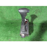 Селектор АКПП Nissan EXPERT VW11 QG18DE