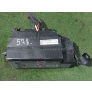 Блок предохранителей Subaru FORESTER SG5 EJ20