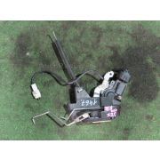 Замок двери Toyota MARK II JZX100 1JZGE