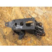 Подушка двигателя Toyota BB QNC20 K3VE