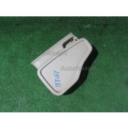 Бардачок между сиденьями Toyota GAIA ACM15 1AZFSE