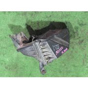 Корпус воздушного фильтра Nissan STAGEA WGNC34 RB25DE