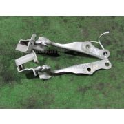 Кронштейн капота Toyota ISIS ANM10G 1AZFSE