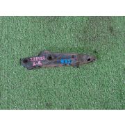 Крепление бампера Toyota COROLLA SPACIO ZZE122N 1ZZFE