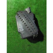 Корпус воздушного фильтра Toyota CALDINA ST210 3SFE