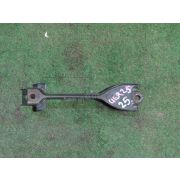 Крепление аккумулятора ISUZU WIZARD UER25 6VD1