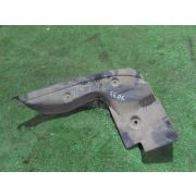 Подкрылок Toyota PROGRES JCG10 1JZGE