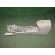 Бардачок между сиденьями Toyota COROLLA FIELDER NZE141 1NZFE