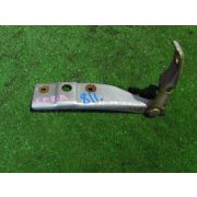 Кронштейн капота Honda ACCORD CF4 F20B