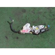 Замок двери Nissan AVENIR PW10 SR20DE