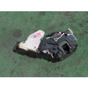 Замок двери Nissan AVENIR PW10 SR20DE