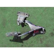 Кронштейн капота Nissan X-TRAIL NT31 MR20DE