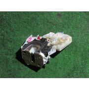 Замок двери Nissan PRIMERA HP11 SR20DE