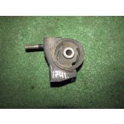 Подушка двигателя Toyota IPSUM SXM15 3SFE