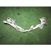 Кронштейн капота Toyota NOAH CR52 3CE