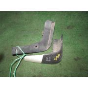 Брызговик Nissan TIIDA C11 HR15DE