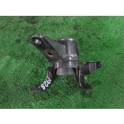 Подушка двигателя Toyota PRIUS ZVW30 2ZRFXE