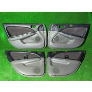 Обшивка двери Toyota CALDINA ST210 3SFE