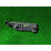 Крепление бампера Toyota COROLLA SPACIO ZZE122N 1ZZFE