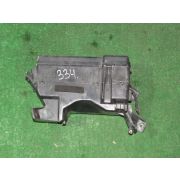 Блок предохранителей Toyota KLUGER ACU25 2AZFE