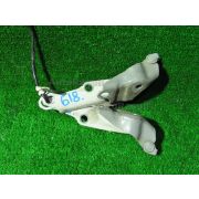 Кронштейн капота Toyota CHASER GX100 1GFE