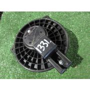 Моторчик печки Mazda VERISA DC5W ZYVE