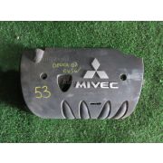 Пластиковая крышка на двс Mitsubishi DELICA D5 CV5W 4B12