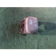 Кожух рулевой колонки Nissan SUNNY FB15 QG15DE