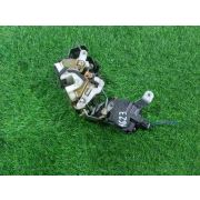 Замок двери Mitsubishi GRANDIS N94W 4G64