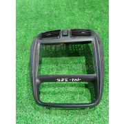 Консоль магнитофона Mazda DEMIO DW3W B3