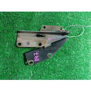 Кронштейн капота Nissan PULSAR FN15 GA15DE