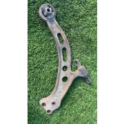 Рычаг Toyota HARRIER ACU15 2AZFE