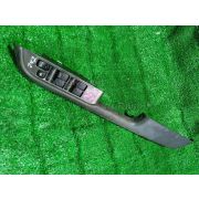 Блок упр. стеклоподъемниками Nissan X-TRAIL PNT30 SR20VET